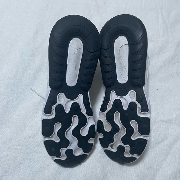 Nike Air Max 270 React - Picture 7 of 7